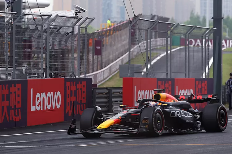Max Verstappen finis pertama dalam balapan utama F1 GP China 2024