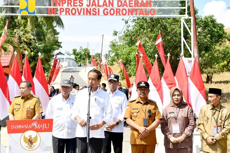 Presiden Jokowi Resmikan Jalan Inpres di Gorontalo