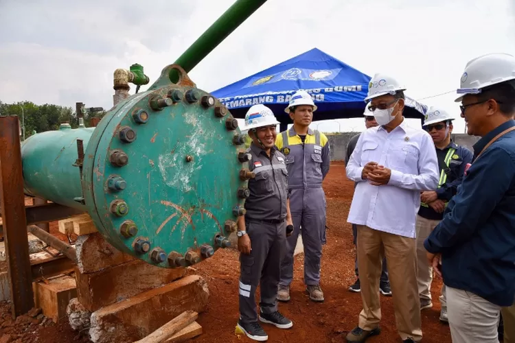 Pembangunan jaringan pipa gas bumi juga dilakukan di Dumai-Sei Mangke sepanjang 400 km (migas.esdm.go.id)