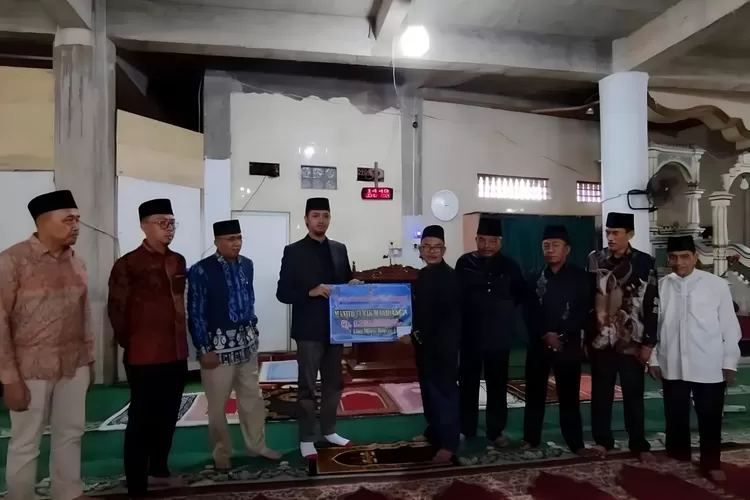 Wali Kota Bukittinggi Serahkan Dana Rp5 Miliar untuk Pembangunan Masjid Jami' Mandiangin (IST)