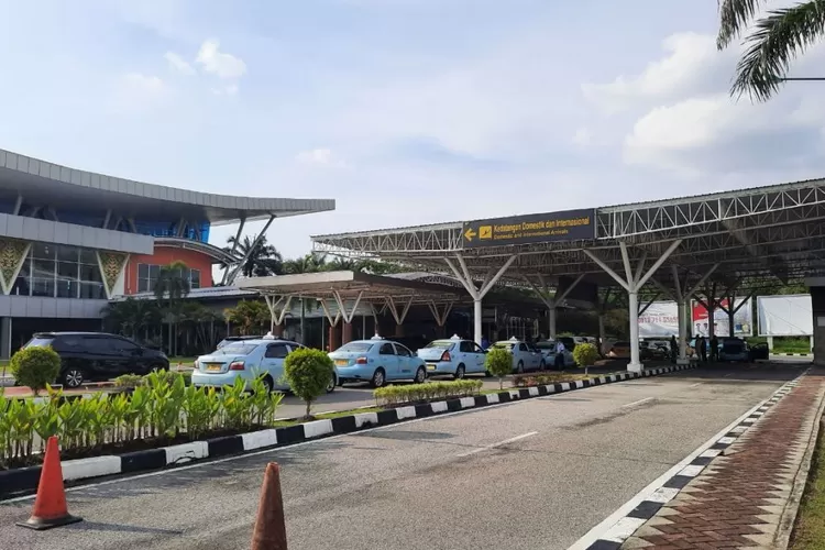Bandara Internasional Sultan Syarif Kasim II di Pekanbaru, Provinsi Riau tetap menjaid bandara internasional di kawasan Pulau Sumatera di tahun 2024 ini. (Dok: Media Center Riau)