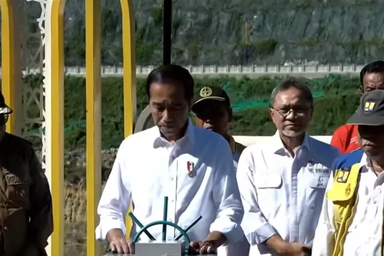 Jokowi resmikan pembangunan Bendungan Tiu Suntuk