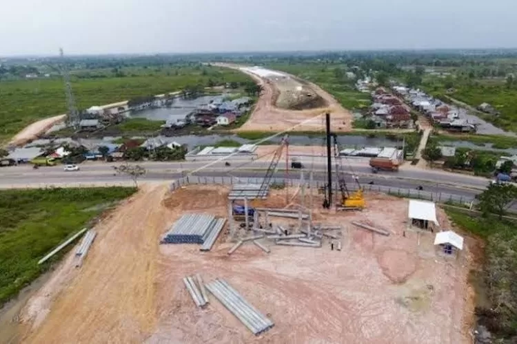 Ilustrasi proyek Jalan Tol Jambi-Rengat yang  akan menghubungkan Riau dan Jambi. Jalan tol di wilayah pembangunan Riau baru menyentuh 1 persen pembebasan lahan. Tol ini bagian dari Jalan Tol Trans Sumatera (JTTS). (Dok: RRI)