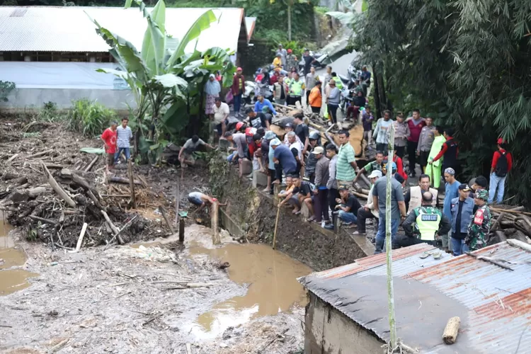 Pemko Padang Panjang Tetapkan Status Tanggap Darurat Bencana Alam Banjir Bandang Lahar Dingin (Kominfo Padang Panjang)