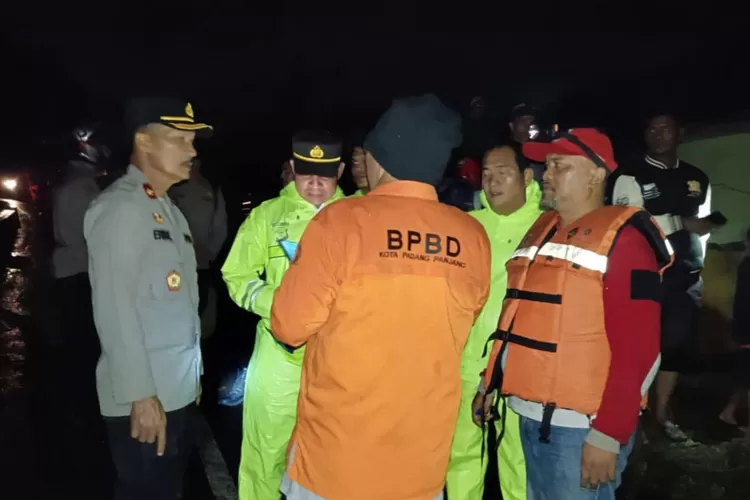 PMI Padang Panjang Bantu Korban Banjir Bandang Lewat Asesmen dan Trauma Healing (Kominfo Padang Panjang)