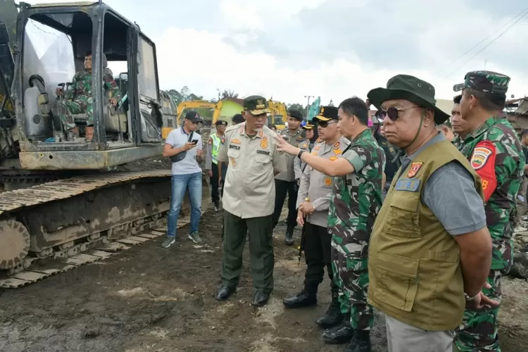 Perkuat Koordinasi Pemulihan Pasca-Banjir Bandang, Presiden Jokowi Akan Kunjungi Korban Banjir di Sumatera Barat Hari Ini (IST)