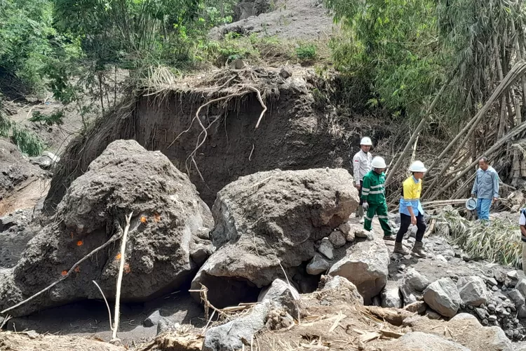 BNPB Akan Ledakkan Batu Besar Bekas Galodo di Sungai Pua, Ratusan Warga Diungsikan (IST)