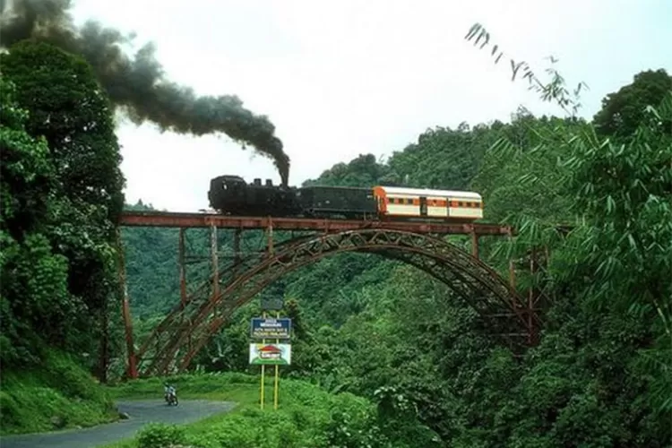 Daftar 5 Jalur Rute Kereta Api Terpanjang di Pulau Sumatera, Juaranya Sumatera Barat dibangun Tahun 1891 Memiliki Panjang Lintasan Mencapai 115 KM