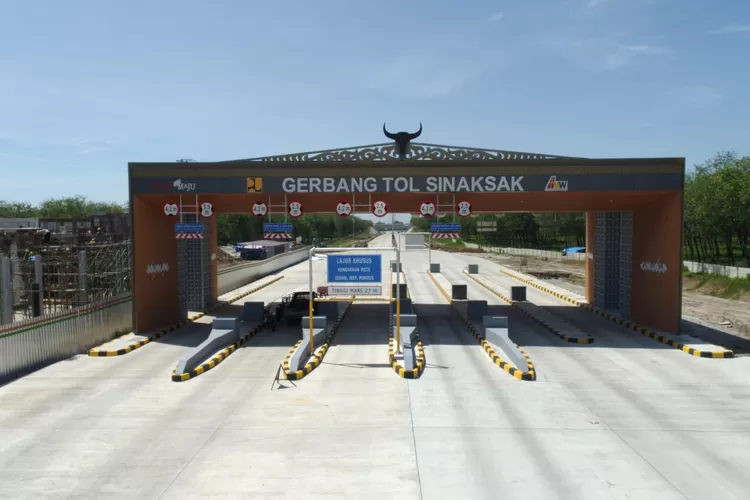 PT Hutama Marga Waskita sedang mengebut 3 proyek jalan tol di Sumatera Utara diselesaikan rampung di akhir tahun 2024 salah satunya bagian dari Jalan Tol Trans Sumatera (JTTS) Ruas Kuala Tanjung - Tebing Tinggi - Parapat (KUTEPAT).