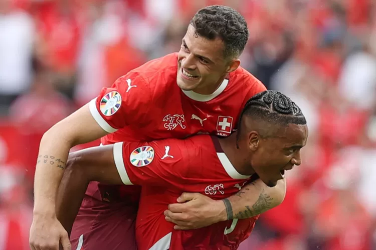 Pemain Swiss merayakan gol ke gawang Hungaria dalam Euro 2024 (UEFA)