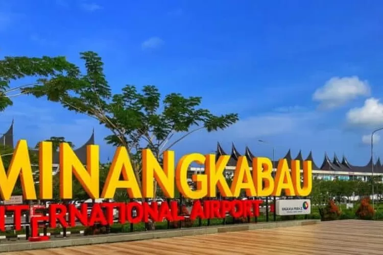 Bandar Udara Internasional Minangkabau dibangun pada tahun 2002 dan dioperasikan secara penuh pada 22 Juli 2005 menggantikan Bandar Udara Tabing. BIM merupakan bandara satu-satunya di dunia yang memakai nama etnis.