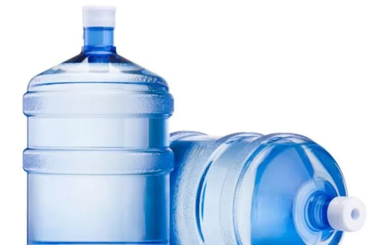 Galon Aqua Diduga Mengandung BPA, Begini Jawaban Customer Service Aqua: 100% Murni.../Freepik
