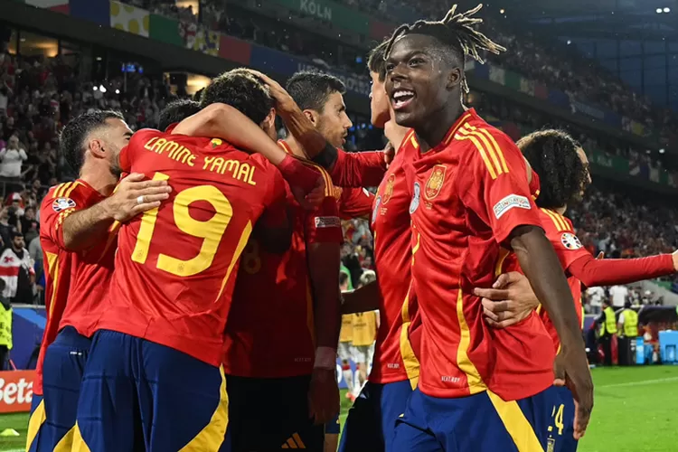 Pemain Spanyol merayakan gol ke gawang Georgia (UEFA)