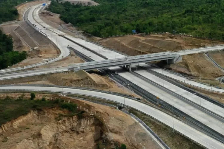 Kebijakan Keberlanjutan Pembangunan Jalan Tol Ini Dinilai Mampu Meningkatkan Kesejahteraan Warganya: Ada Campur Tangan Jokowi?&nbsp; (djkn.kemenkeu.go.id)