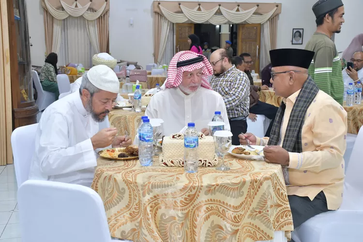 Keluarga Besar Keturunan Syekh Ahmad Khatib Al Minangkabawi Puji Program Keagamaan Islam di Kabupaten Agam (Humas Pemkab Agam )