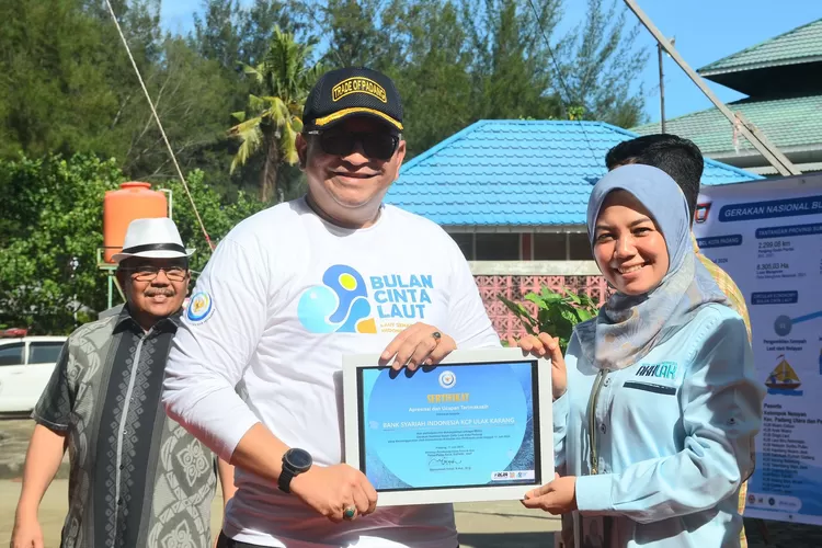Lindungi Laut dari Sampah, Pj Wako Padang Andree Algamar Apresiasi Gernas BCL (Humas Pemko Padang )