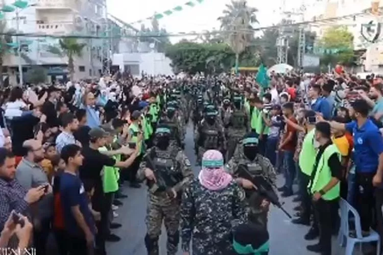 Abu Ubaidah Tantang Pasukan Israel, Harus Siap Rasakan Kehancuran dan Kematian;  yang Membuat Anda Mengutuk Diri Sendiri. (Gorajuara/ Twitter/ @rarf3771)