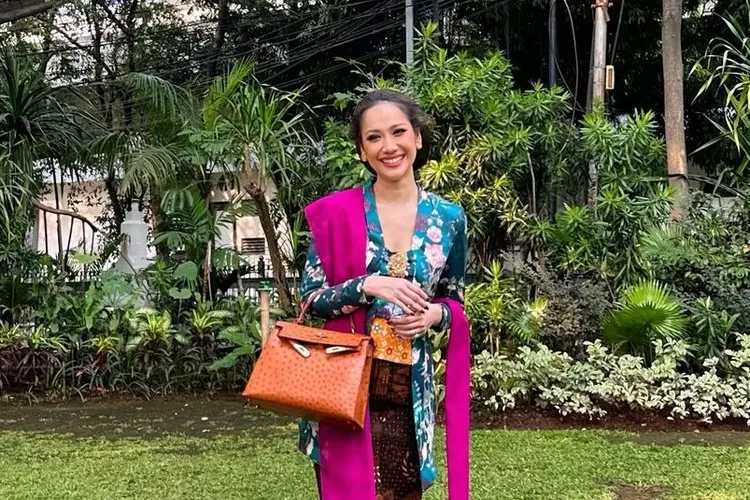 Bunga Citra Lestari digosipkan menikah untuk kedua kalinya (Foto: Gorajuara/ Instagram/ @bclsinclair)