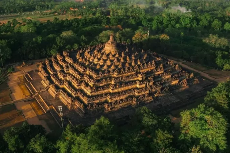 Candi Borobudur. (Gorajuara/ Instagram/ @jogjaexplore)
