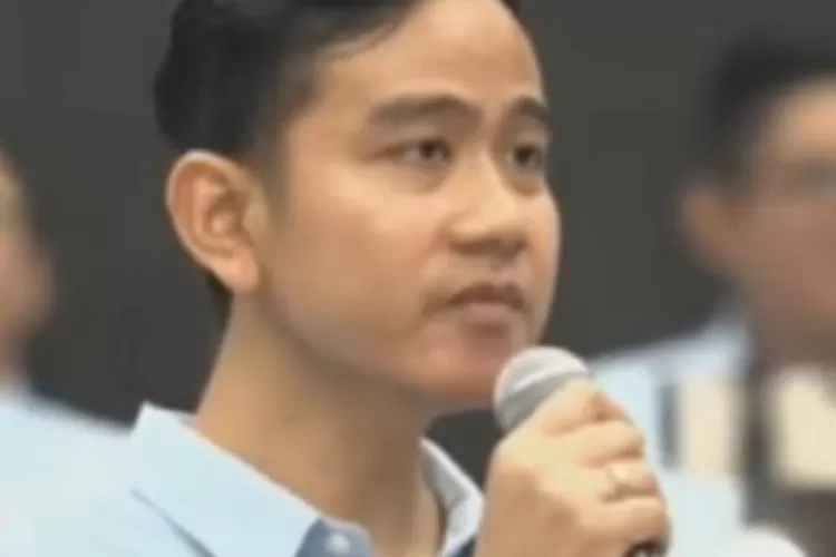 Bikin ngakak, salah ucap asam folat jadi asam sulfat, akun Instagram Gibran dibanjiri komentar lucu. (Gorajuara/ Instagram/ @selvianandagibranrakabuming)