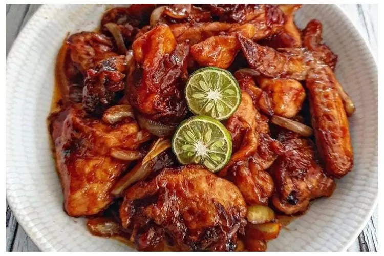 Hidangan lezat ayam goreng mentega ala restoran. (Gorajuara/ Instagram/ @yscooking)