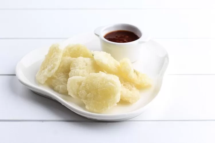 Cireng Bumbu Rujak. (Gorajuara/  freepik)