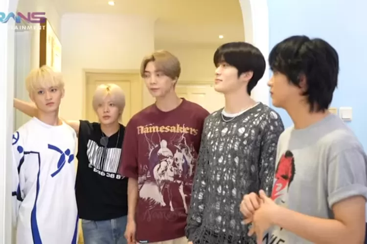 Member NCT 127 saat berada di Rumah Raffi Ahmad (Youtube : Rans Entertainment)
