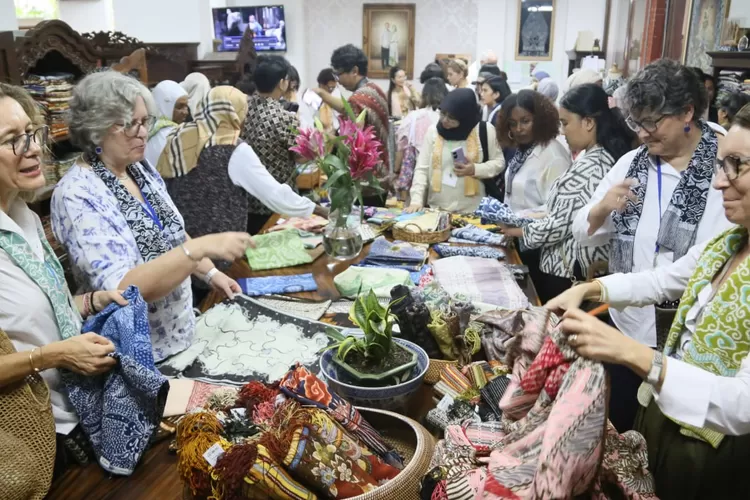 28 Istri Duta Besar Terkesan Saat Kunjungi Kota Bandung (Diskominfo Kota Bandung)