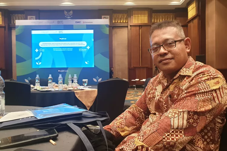 Sosok Inspiratif Lulusan Artsitektur ITB Puluhan tahun Kerja dari Rumah (GoraJuara.com/dok AKSI)