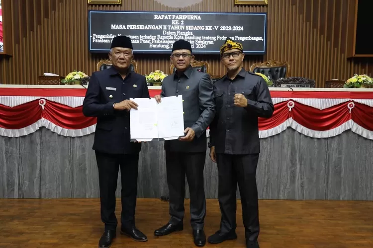 DPRD Kota Bandung menggelar Rapat Paripurna, di Gedung DPRD Kota Bandung, Kamis, 29 Februari 2024. (Robby/Humpro DPRD Kota Bandung)