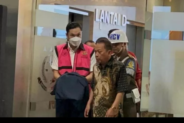 Suami dari Sandra Dewi, Harvey Moeis ditahan Kejagung, menyusul Helena Lim yang telah ditahan sehari sebelumnya karena kasus korupsi timah (Instagram.com/@finnigs.cc)