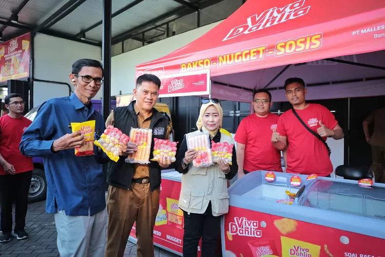 Nikmati sensasi lezat Baso Mawar Merona legendaris dari Viva Dahlia! Cita rasa autentik turun temurun siap menggoyang lidah Anda. (Bandung.go.id / GoraJuara.com)