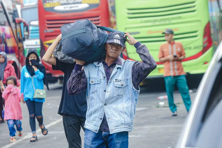 Cegah kecelakaan di rumah saat ditinggal mudik dengan tips sederhana.  (Bandung.go.id / GoraJuara.com)
