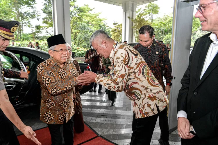  agenda kunjungan Wakil Presiden Ma'ruf Amin ke Kota Bandung: pengukuhan KDEKS dan Rakornas Penanggulangan Bencana. (Humas Bandung / GoraJuara.com)