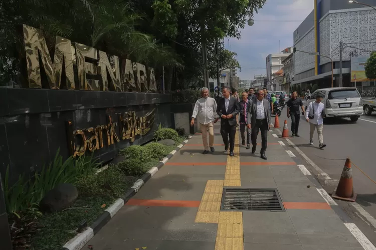 Gaya Baru Citywalk Makin Keren! Begini Strategi Pemkot Bandung untuk Braga Free Vehicle yang Bikin Seru! (Humas Bandung / GoraJuara.com)