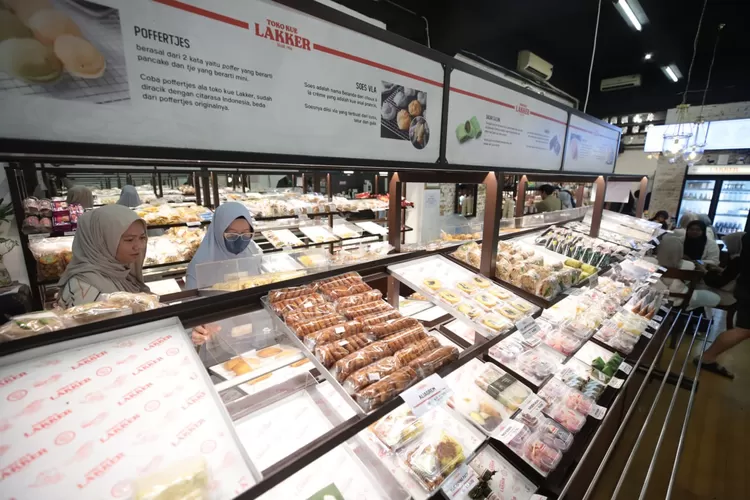 momen istimewa di Braga Free Vehicle! Temukan kuliner legendaris &amp; kekinian di Jalan Braga.  (Humas Bandung / GoraJuara.com)