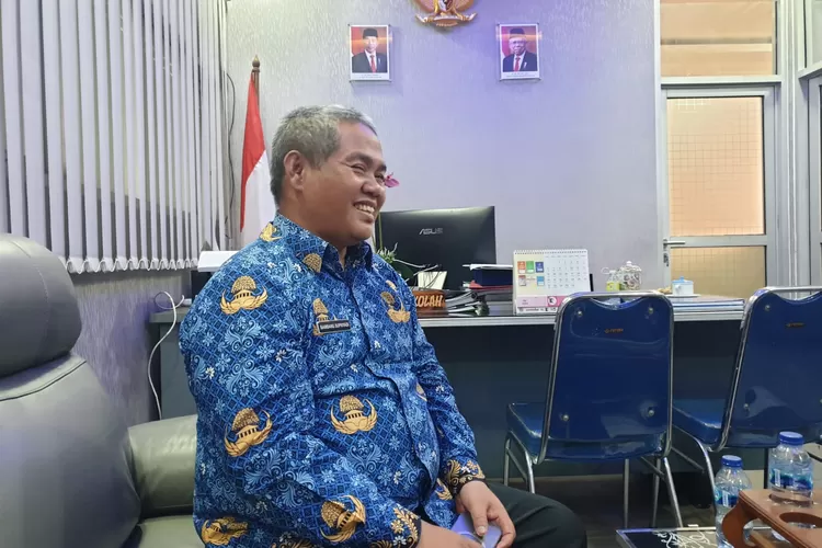 Dr. Bambang Supriyadi, M.Pd. Sukses Bertani Duren (GoraJuara.com/dok AKSI)