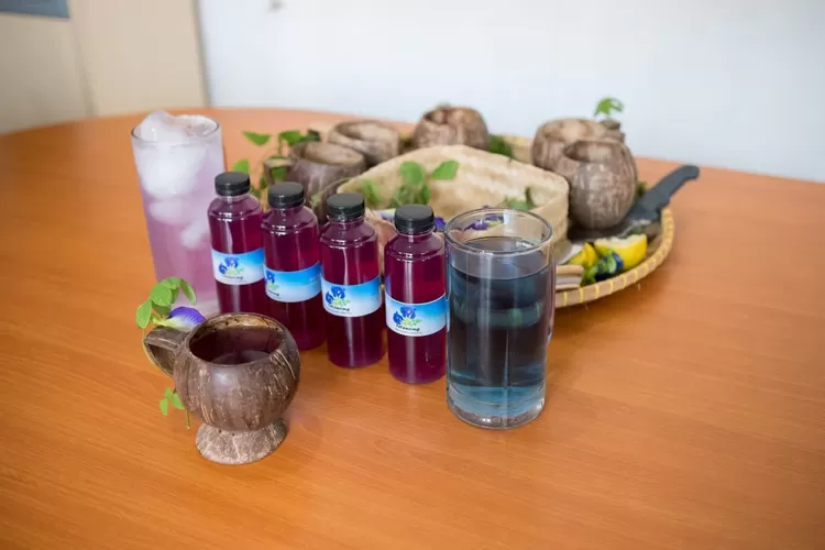 keunikan Tetenong, minuman kesehatan khas Kelurahan Binong, Bandung. Rasakan manfaatnya dan dukung produk lokal Indonesia! (Humas Bandung / GoraJuara.com)