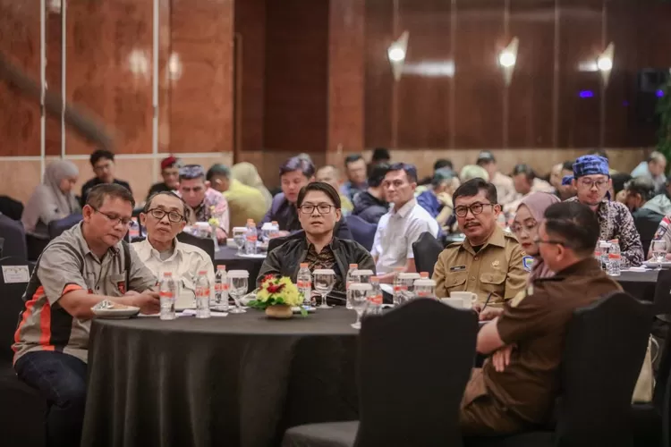 Rakor Kesiapan Pilkada 2024: Plh Sekda Mendorong Partisipasi untuk Membangun Kota Bandung (Humas Bandung / GoraJuara.com)