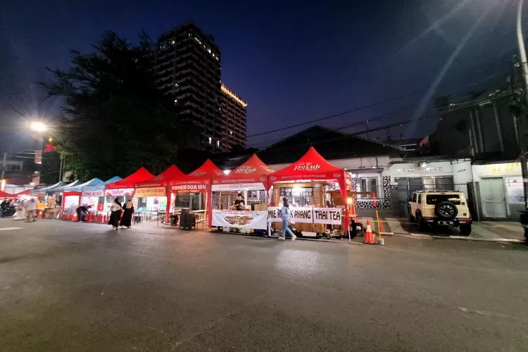 Uji Coba Lengkong Culinary Night Dimulai: Jajanan Enak Sambil Jaga Ketertiban (Humas Bandung / GoraJuara.com)