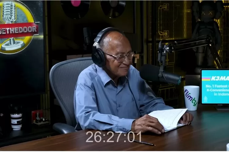 Mbah Guru Matematika (GoraJuara.com/Youtube Dedy Corbuzer)