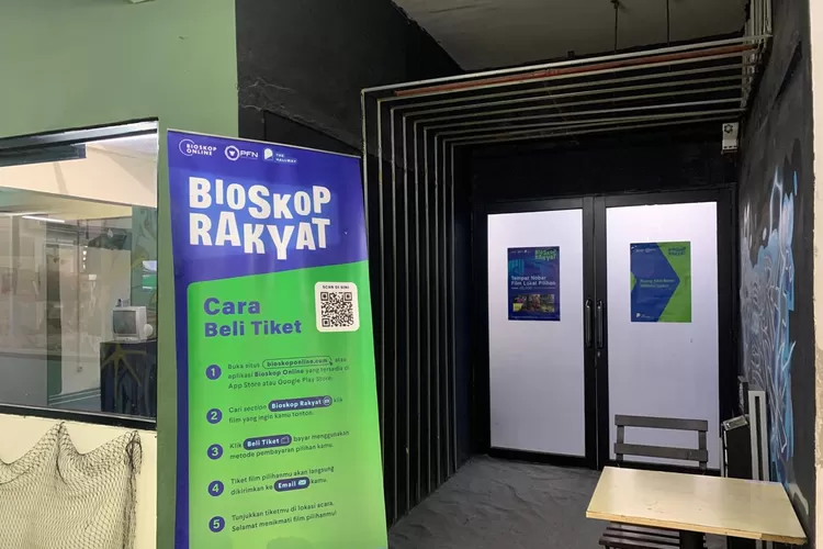 Nikmati film lokal berkualitas di Bioskop Rakyat Bandung. Harga tiket terjangkau, fasilitas nyaman, dan suasana asyik! (Humas Bandung / GoraJuara.com)