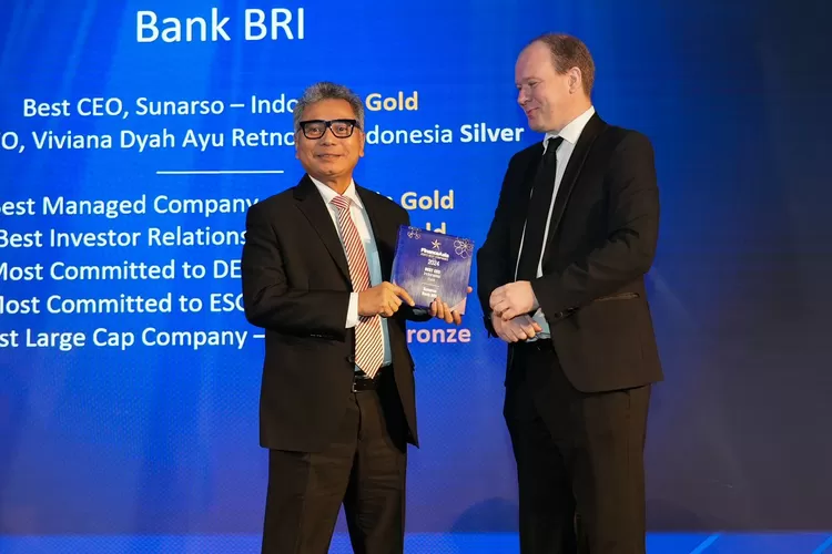 BRI raih 11 penghargaan internasional dari Finance Asia, Forbes The Global 2000, dan Fortune Southeast Asia 500. Sunarso dinobatkan sebagai The Best CEO. (BRI / GoraJuara.com)
