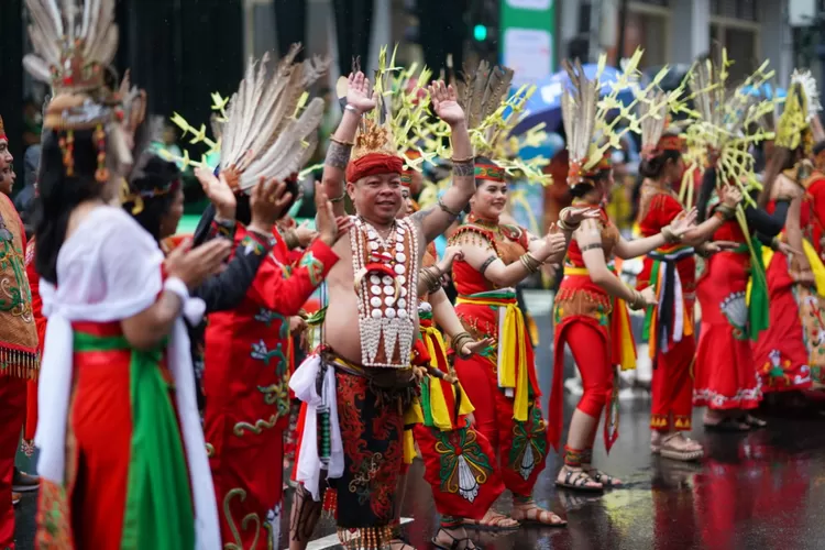 10 Tempat Penyewaan Kostum untuk Tujuh Belasan di Bandung (Humas Bandung/ Gorajuara.com)