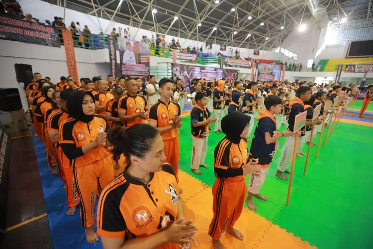 Kejuaraan Tarung Derajat Pelajar, Pj Wali Kota Bandung Ingatkan Pentingnya Sportivitas (Humas Bandung / GoraJuara.com)