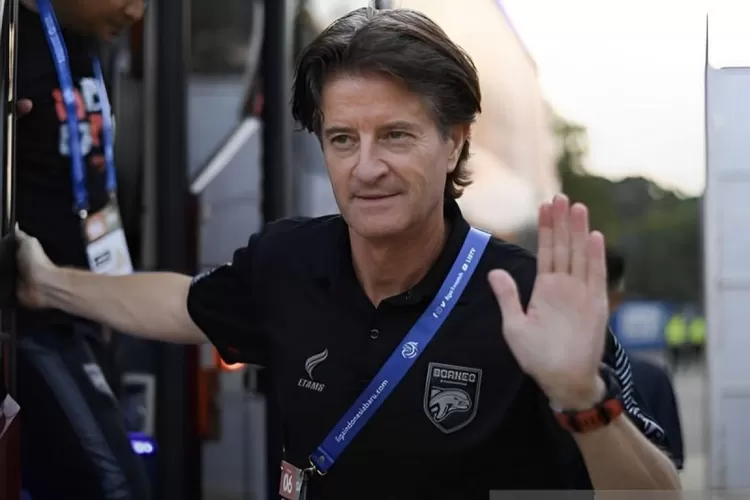 Pieter Huistra tak sabar saksikan pertarungan sengit Borneo FC vs Persib Bandung di Piala Presiden 2024, (PSSI / GoraJuara.com)