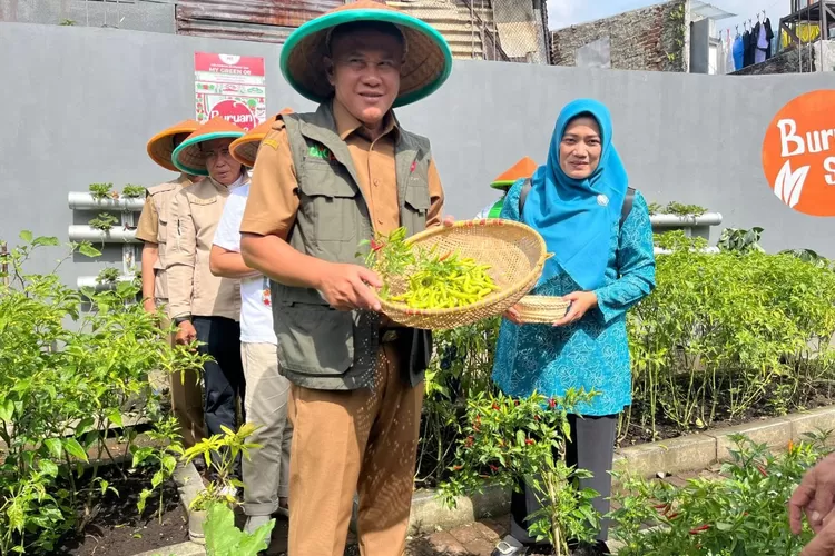 Kota Bandung jadi tuan rumah ASEAN Summer School 2024, memperkuat ketahanan pangan dan program makanan sekolah berkelanjutan. (Humas Bandung / GoraJuara.com)