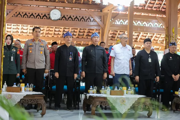 Gabung di Bulan Dana PMI 2024 Bandung! Target Rp1,8 Miliar untuk aksi kemanusiaan. Ayo dukung dan jadi bagian dari perubahan! (Humas Bandung / GoraJuara.com)