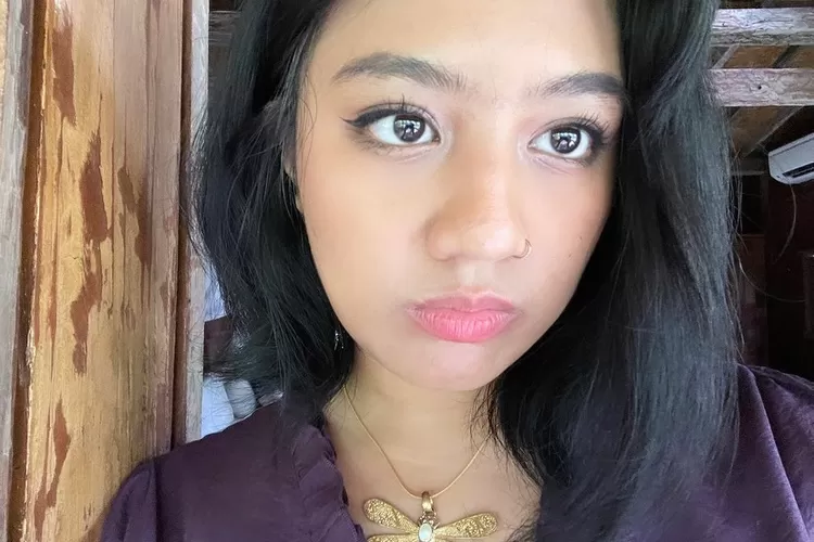 Nabila R ceritakan isu selingkuh Laras Gartiana di medsos pribadinya (Foto: Gorajuara.com/ Instagram/ @nabrl)