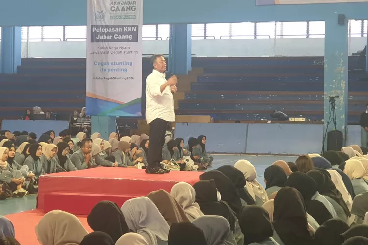 Sekda Jabar Lepas Mahasiswa UPI KKN (GoraJuara.com/dok AKSI)